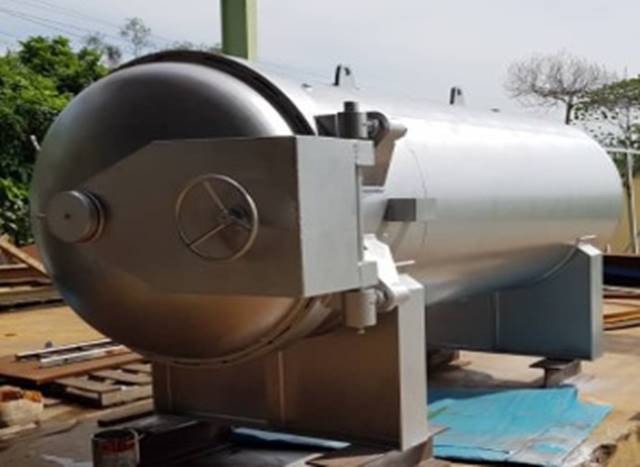 AUTOCLAVE 4