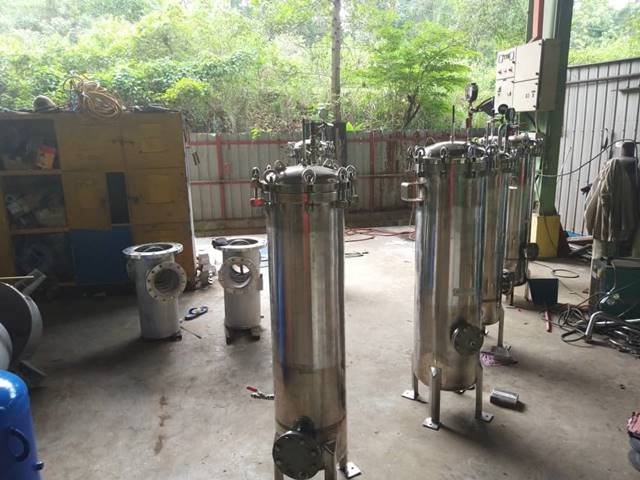 FILTER HOUSING 1